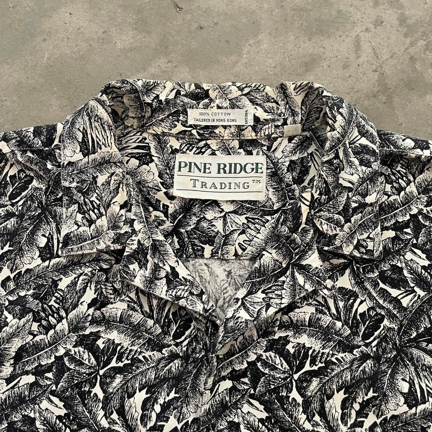 Vintage Pine Ridge Black and White Tropical Shirt