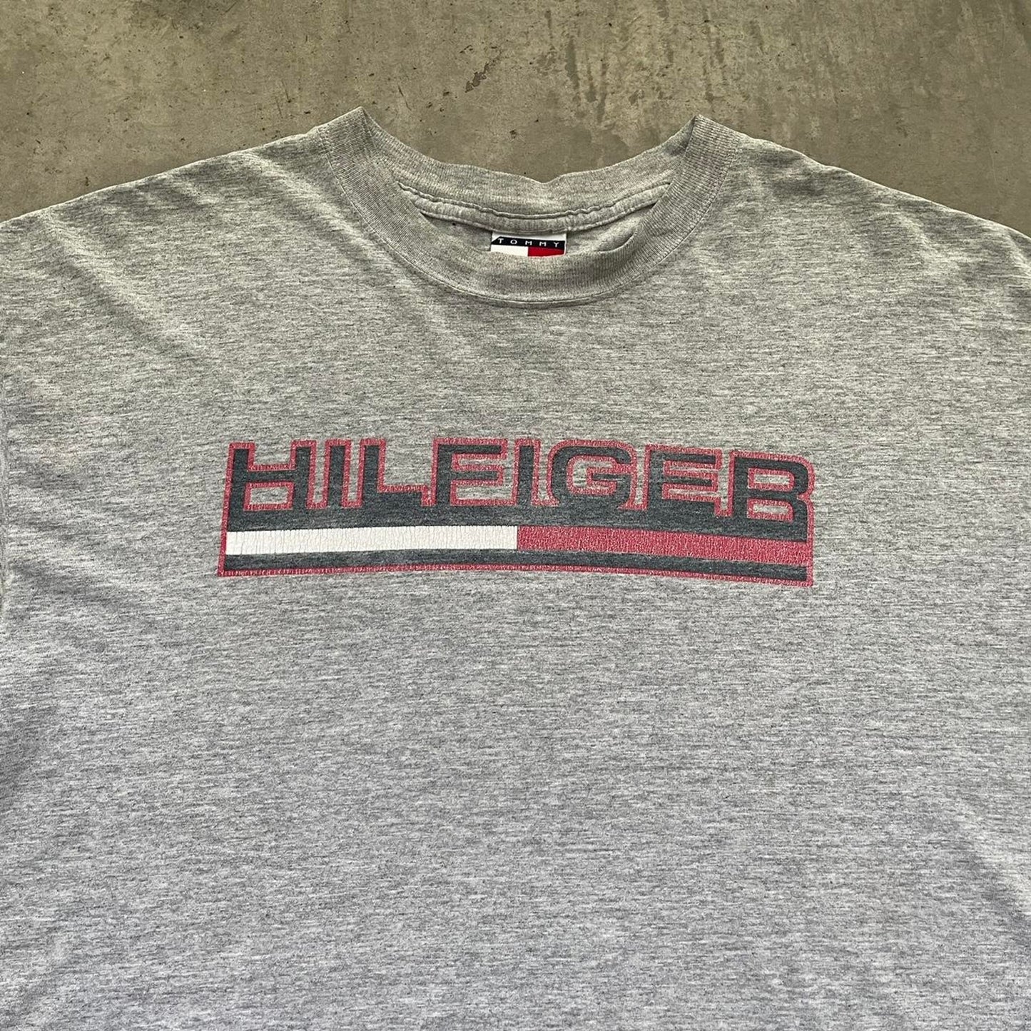 Vintage Tommy Hilfiger Grey Spell-out Logo T-shirt