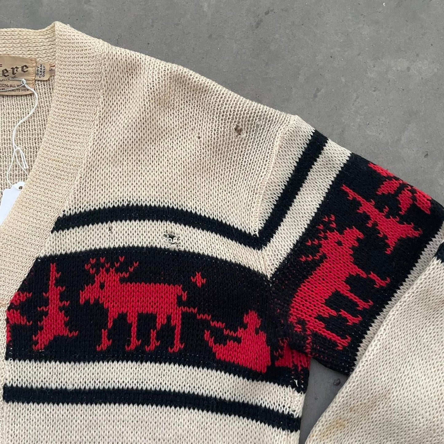 Vintage 60s Cream Christmas Reindeer Cardigan Sweater