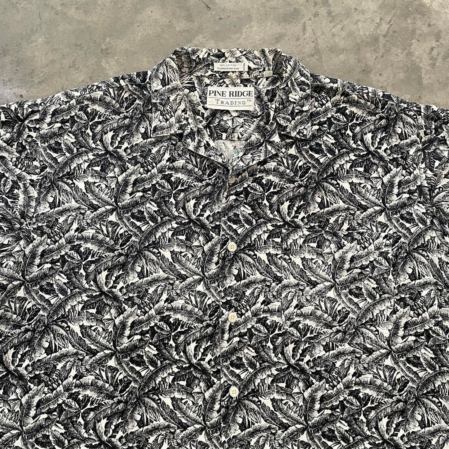 Vintage Pine Ridge Black and White Tropical Shirt