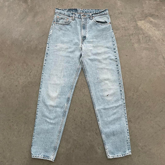 Vintage 90s Levi’s 550 Light Wash Denim Jeans