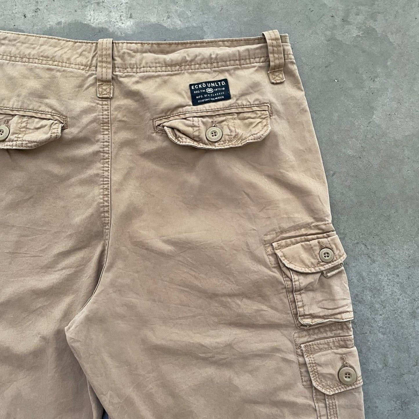 Eckō Unltd. Tan Cargo Shorts