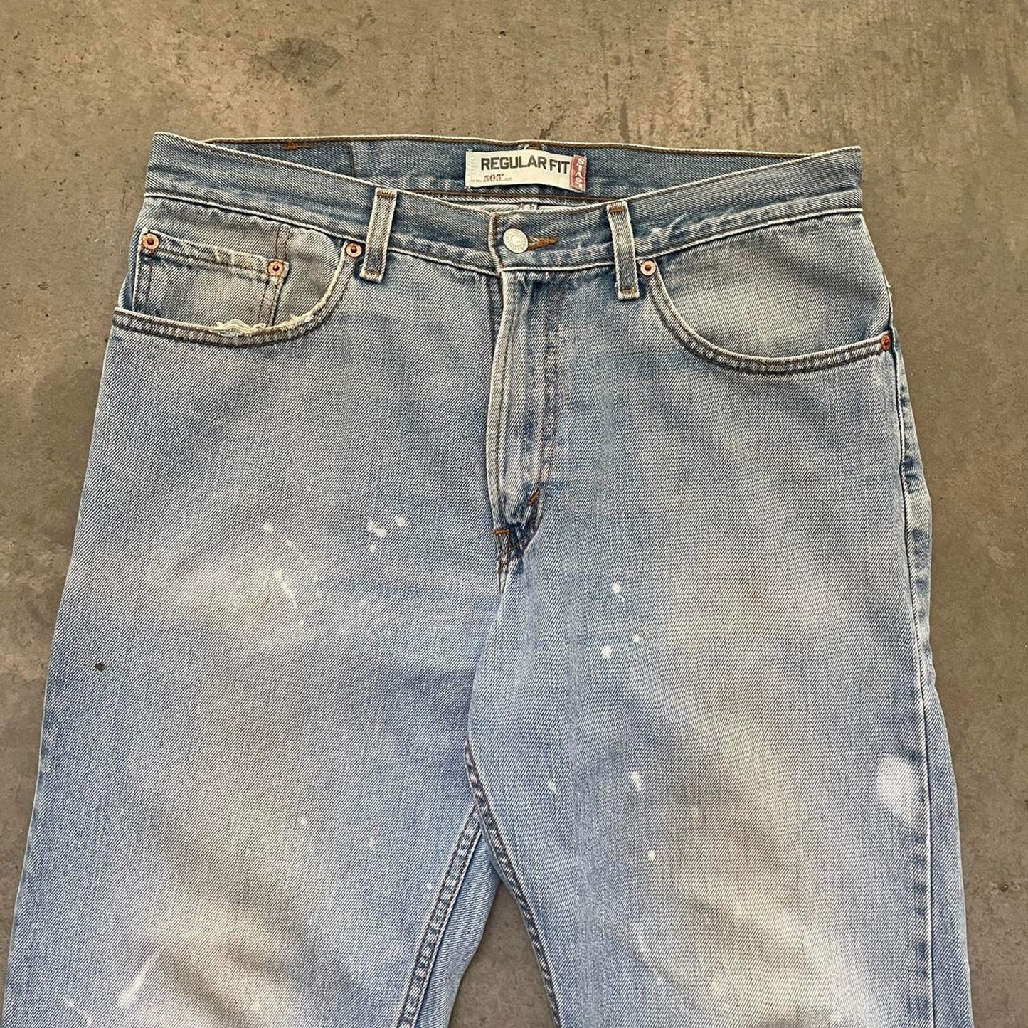 Vintage Levi’s 505 Distressed Light Wash Jeans